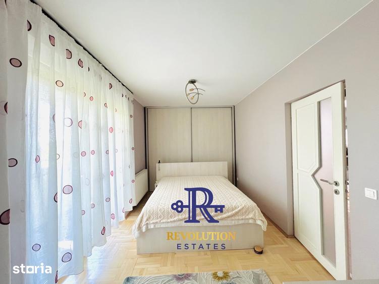 Apartament cu 3 camere semidecomandat în Bună Ziua