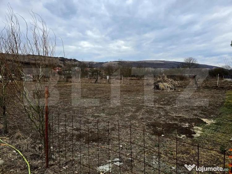 Oportunitate: Teren intravilan in Comuna Baciu - 2