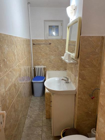 inchiriez apartament cu 1 camera - 2