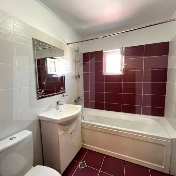 Apartament de 3 camere, 62 mp decomandat - Zona Piata Mare - 7