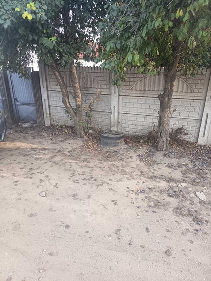 Casă cu 4 camere în Galicea Mare