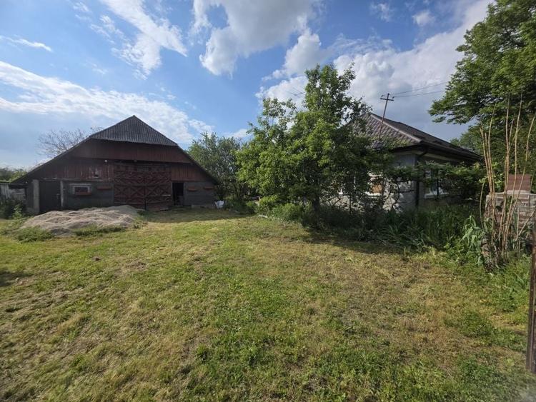 Casă individuală cu 2 camere cu Canalizare în Valea Vinului