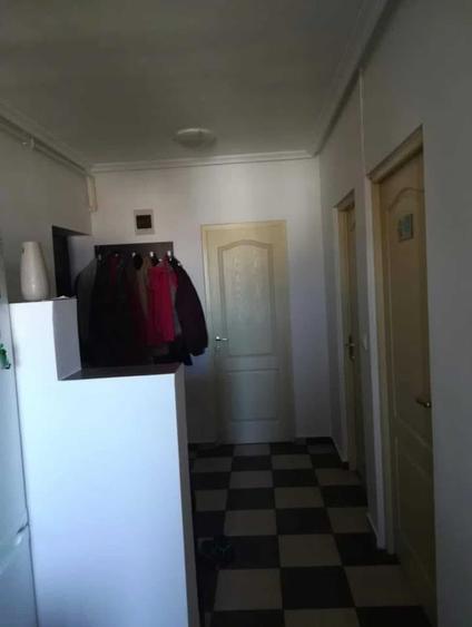 Apartament cu 2 camere decomandat în Dosu Bricii