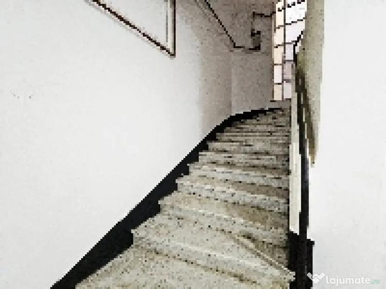 Garsonieră în Universitate