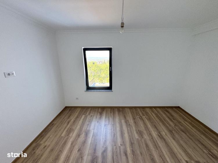 Casă cu 4 camere cu Teren 480 Mp în Bucium