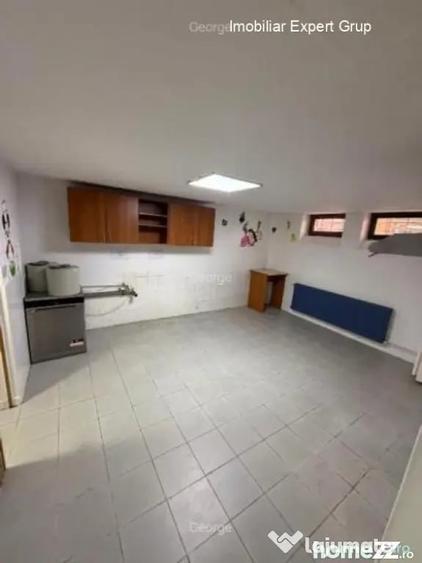 Casă cu 7 camere cu Teren 1000 Mp în Timpuri Noi