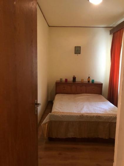 Apartament cu 3 camere semidecomandat, mobilat în Silva