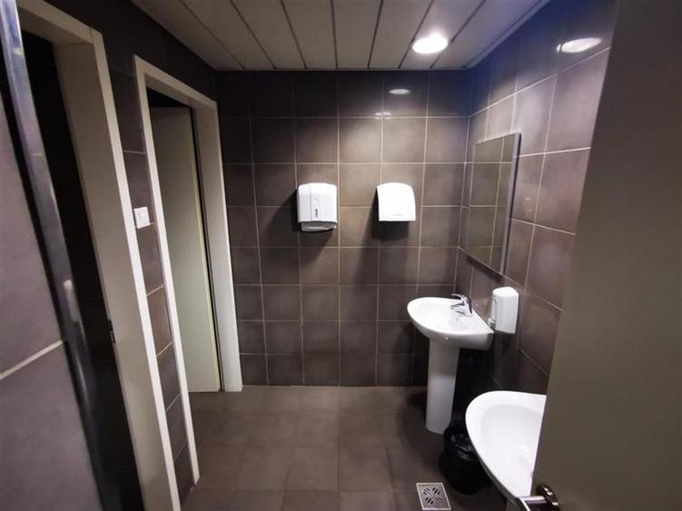 Birou, de 158 mp, în Băneasa