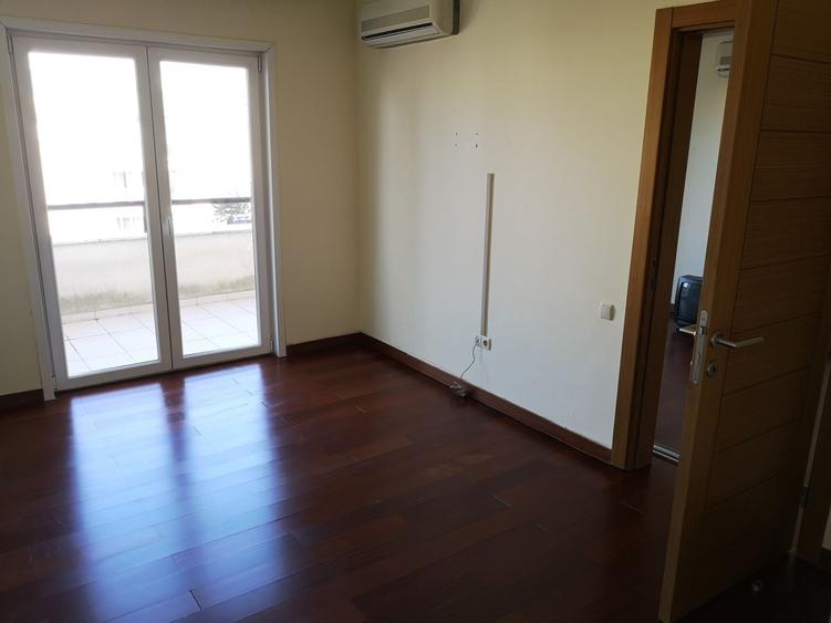Apartament cu 2 camere decomandat în Ștefăneștii de Jos