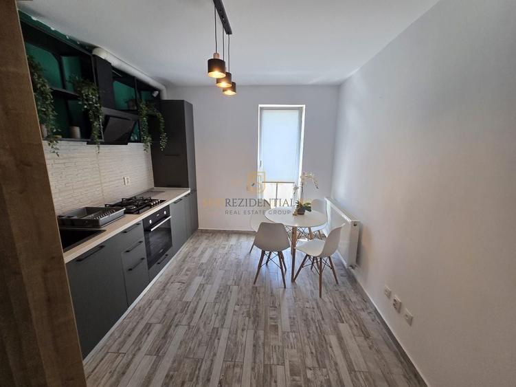 Apartament cu 2 camere decomandat, mobilat în Sud
