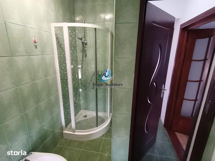 Casă cu 4 camere în Sărata