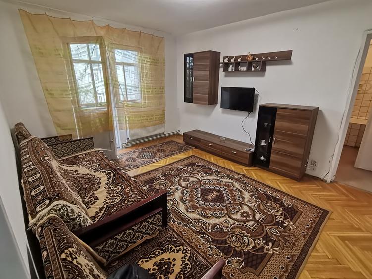 Apartament cu 2 camere în Vasile Aaron