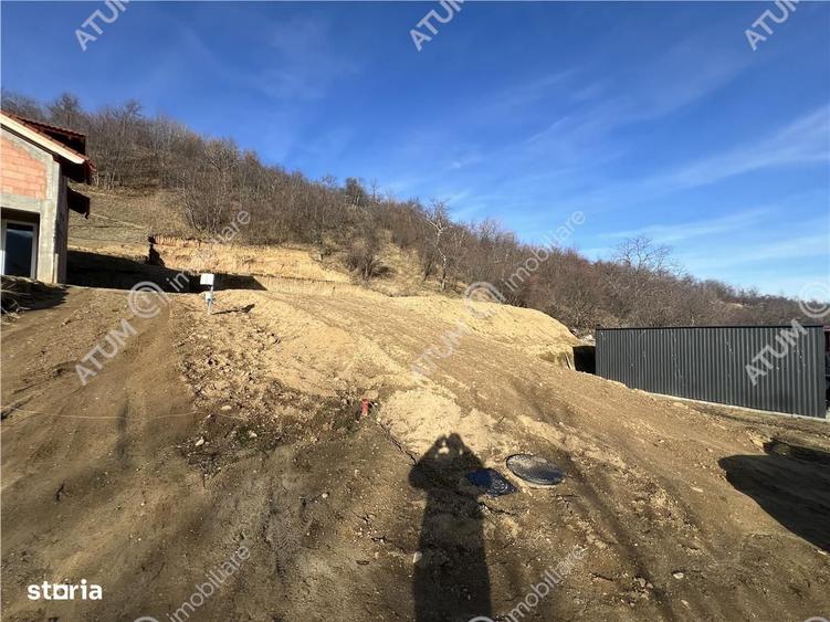 Teren intravilan de 1641 mp cu PUZ aprobat si utilitati in Cisnadioara - 2