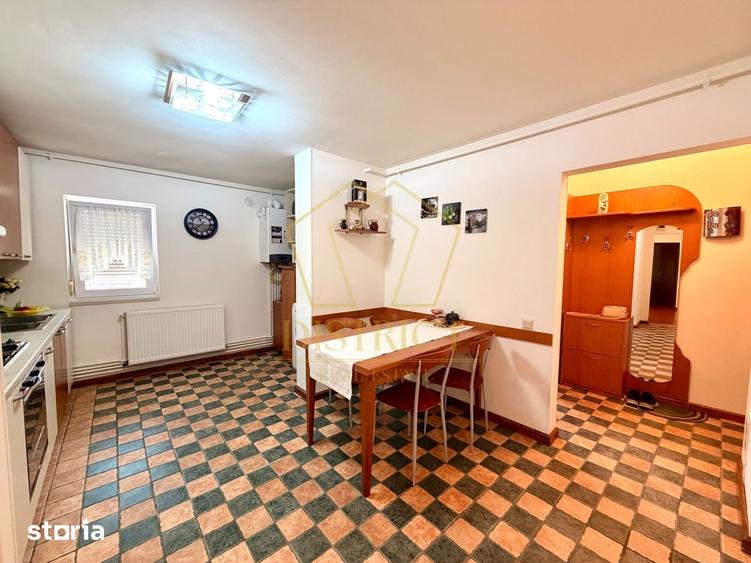 Apartament cu 3 camere semidecomandat, mobilat în Olimpia-Stadion