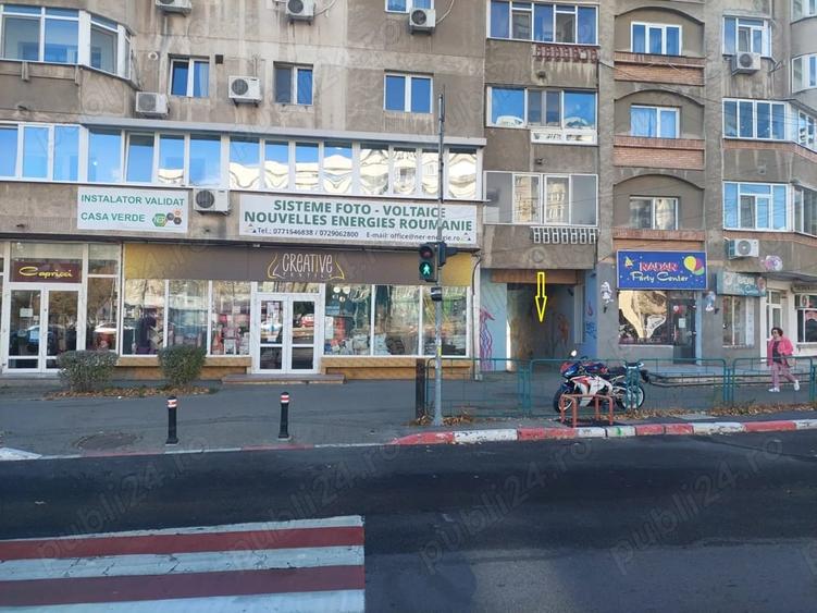 Spațiu comercial, de 35 mp, în Republicii