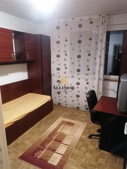 Apartament cu 3 camere în Sud
