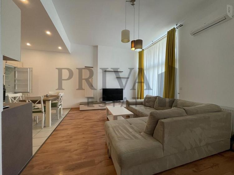 Apartament cu 2 camere decomandat, mobilat în Soarelui