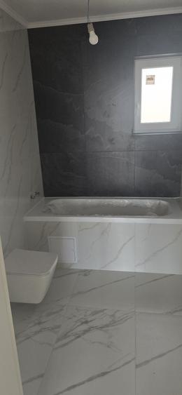 Casă cu 4 camere în Sântandrei