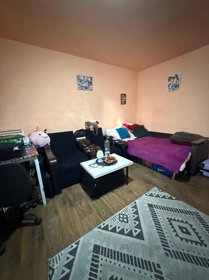 Garsonieră decomandată în Aurel Vlaicu