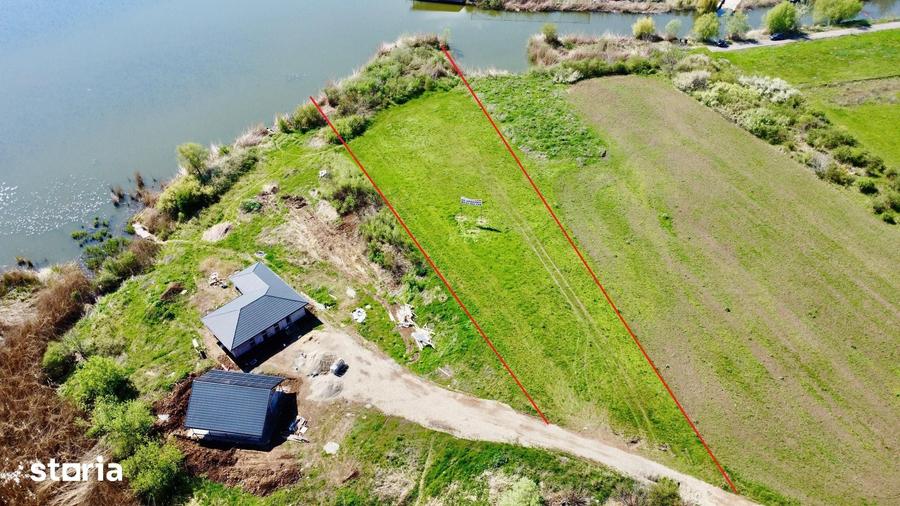 Teren de 3800 mp, în Gruiu