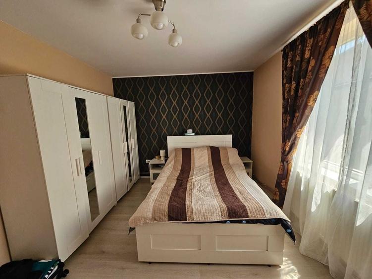 Casă cu 4 camere în Brănești