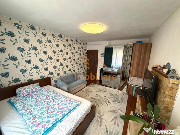 Garsonieră decomandată în Rogerius