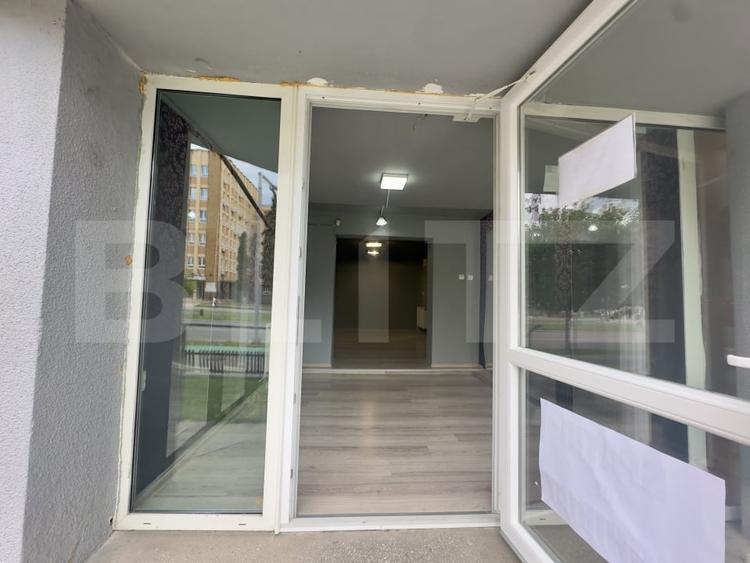 Spațiu comercial, de 30 mp, în Cetate