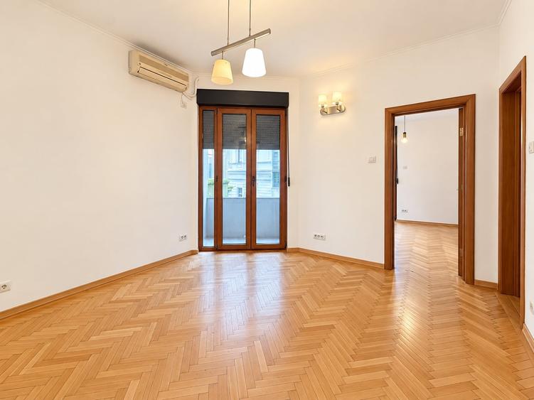 Apartament cu 2 camere semidecomandat în P-ța Amzei