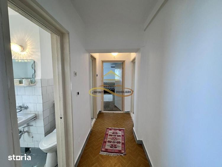Apartament cu 3 camere, mobilat în 9 Mai