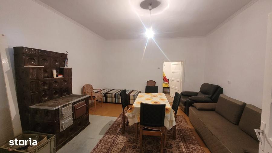 Casă cu 3 camere cu Teren 4741 Mp în Culciu