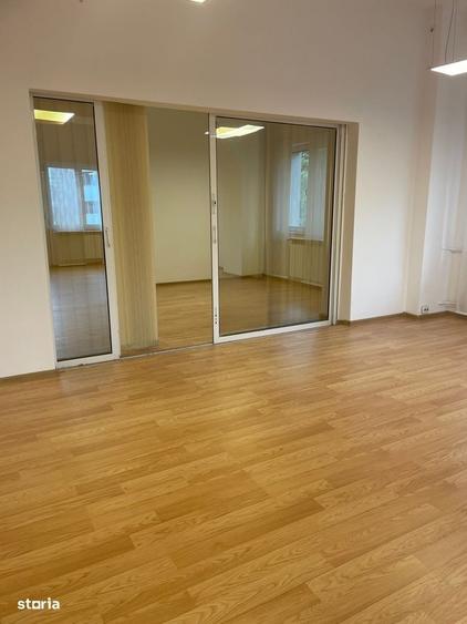 Spațiu comercial, de 400 mp, în Grozăvești