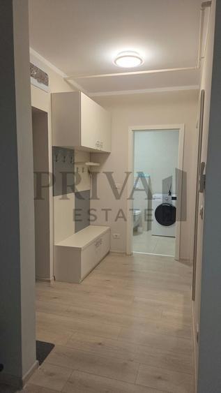 Apartament cu 2 camere, mobilat în Soarelui