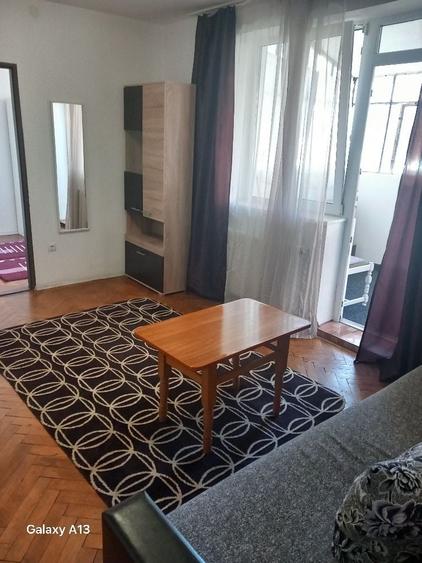 Apartament cu 2 camere nedecomandat în Cedonia