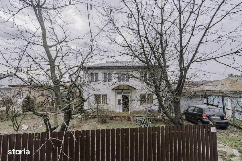 Casă cu 4 camere în Trușești