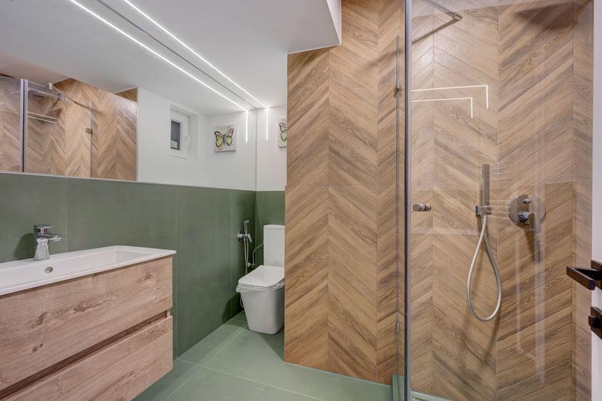 Apartament cu 3 camere decomandat în Cișmigiu