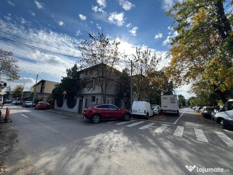 Apartament cu 2 camere decomandat în Bucureștii Noi