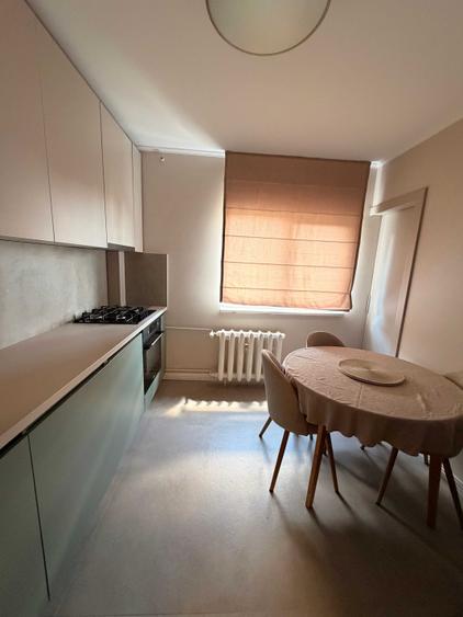 Apartament cu 2 camere decomandat în Brâncoveanu