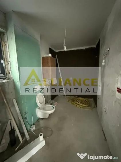 Casă cu 3 camere cu Teren 250 Mp în Central