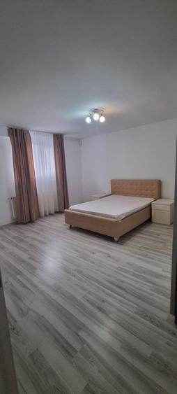 Casă cu 2 camere cu Teren 150 Mp în Movilei
