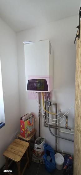 Casă cu 4 camere cu Teren 497 Mp în Central