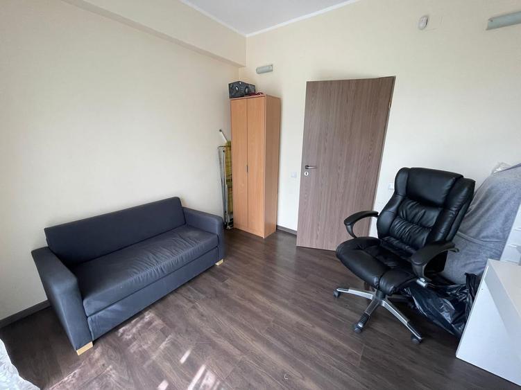 Apartament cu 3 camere decomandat, mobilat în Bună Ziua