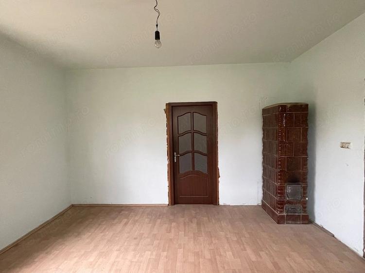 Casă cu Teren 2850 Mp în Tomnatic