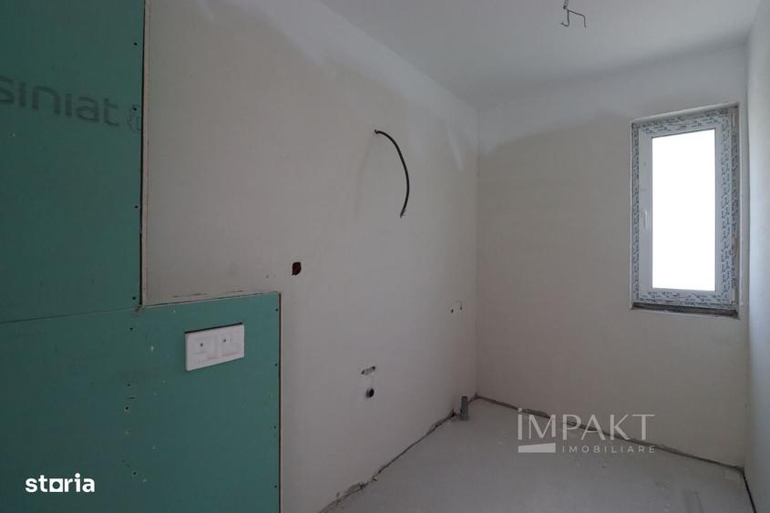 Casă cu 4 camere în Dezmir