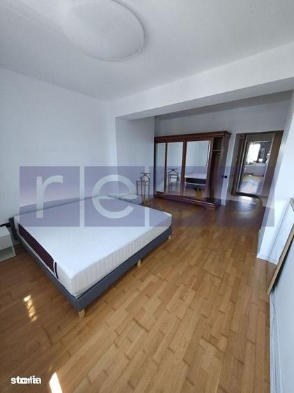 Apartament cu 3 camere decomandat în Foișorul de Foc