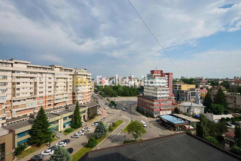 Apartament cu 3 camere decomandat în Ultracentral