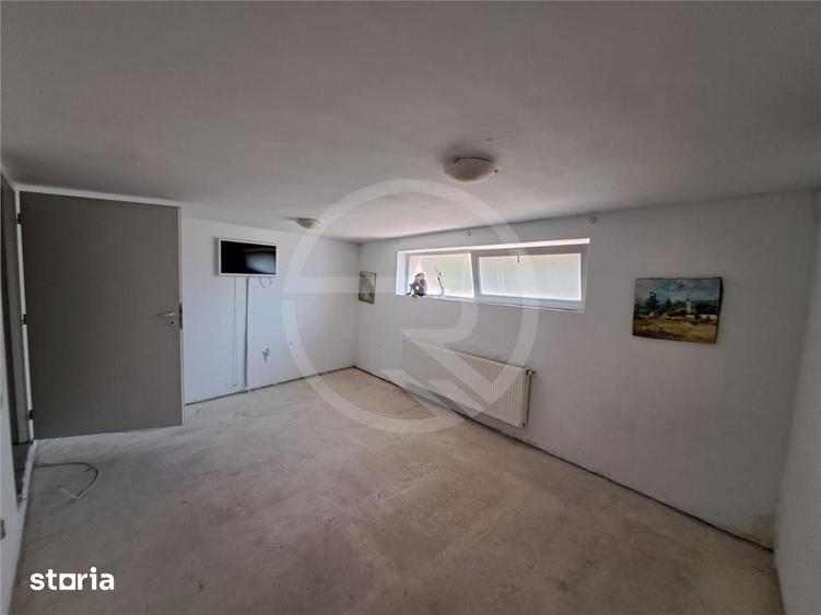 Casă cu 5 camere cu Teren 250 Mp în Central