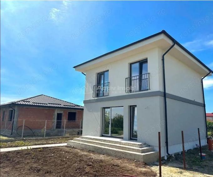 Casă cu Teren 220 Mp în Dărăști-Ilfov