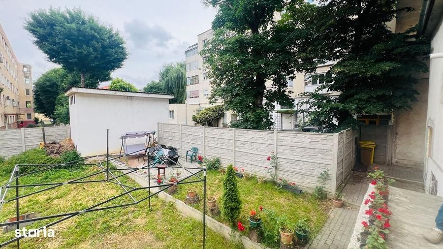Apartament cu 4 camere în Ultracentral