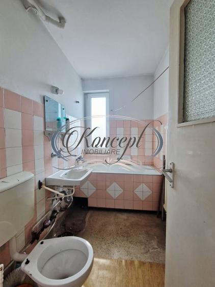 Apartament cu 2 camere decomandat în Central