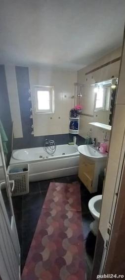 Apartament cu 2 camere decomandat în E3